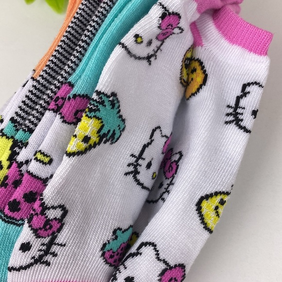 Hello Kitty no show socks set of 5,sweet fruit Hello Kitty designs NEW - Picture 10 of 16